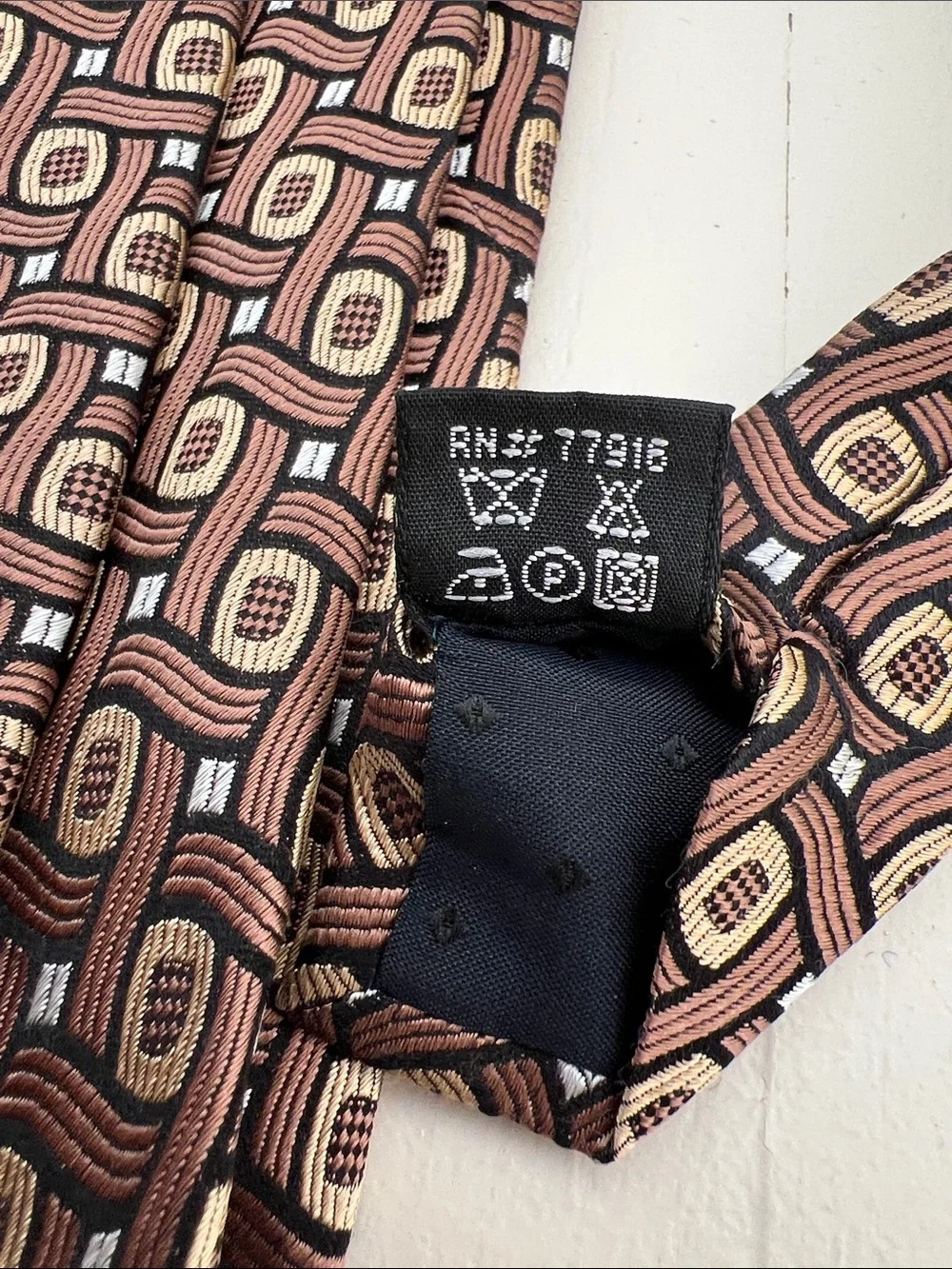 Bellini Brown and Tan Geometric Silk Tie